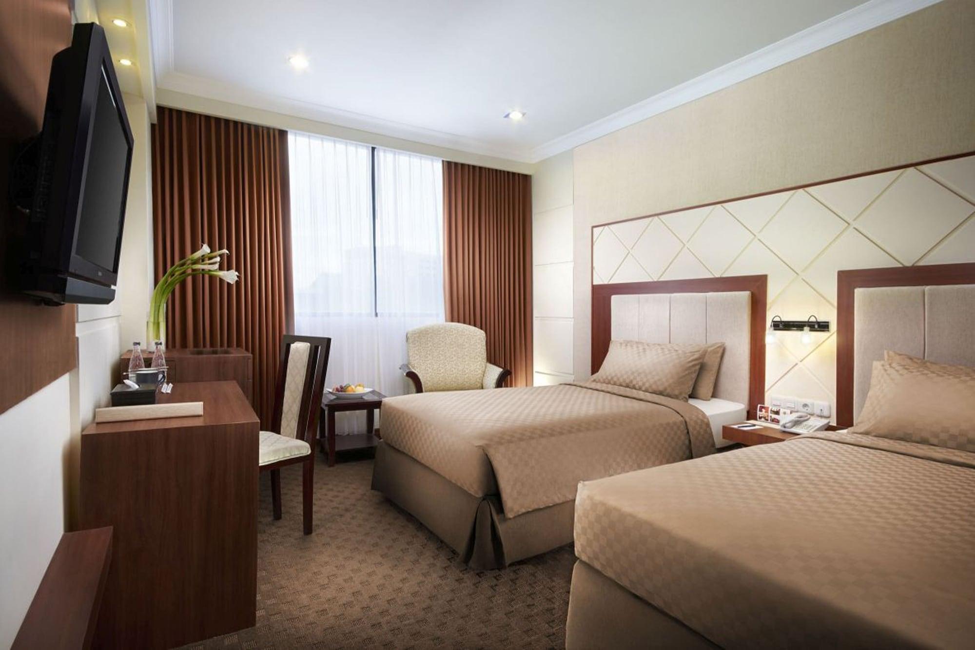 Singgasana Hotel Макасар Экстерьер фото