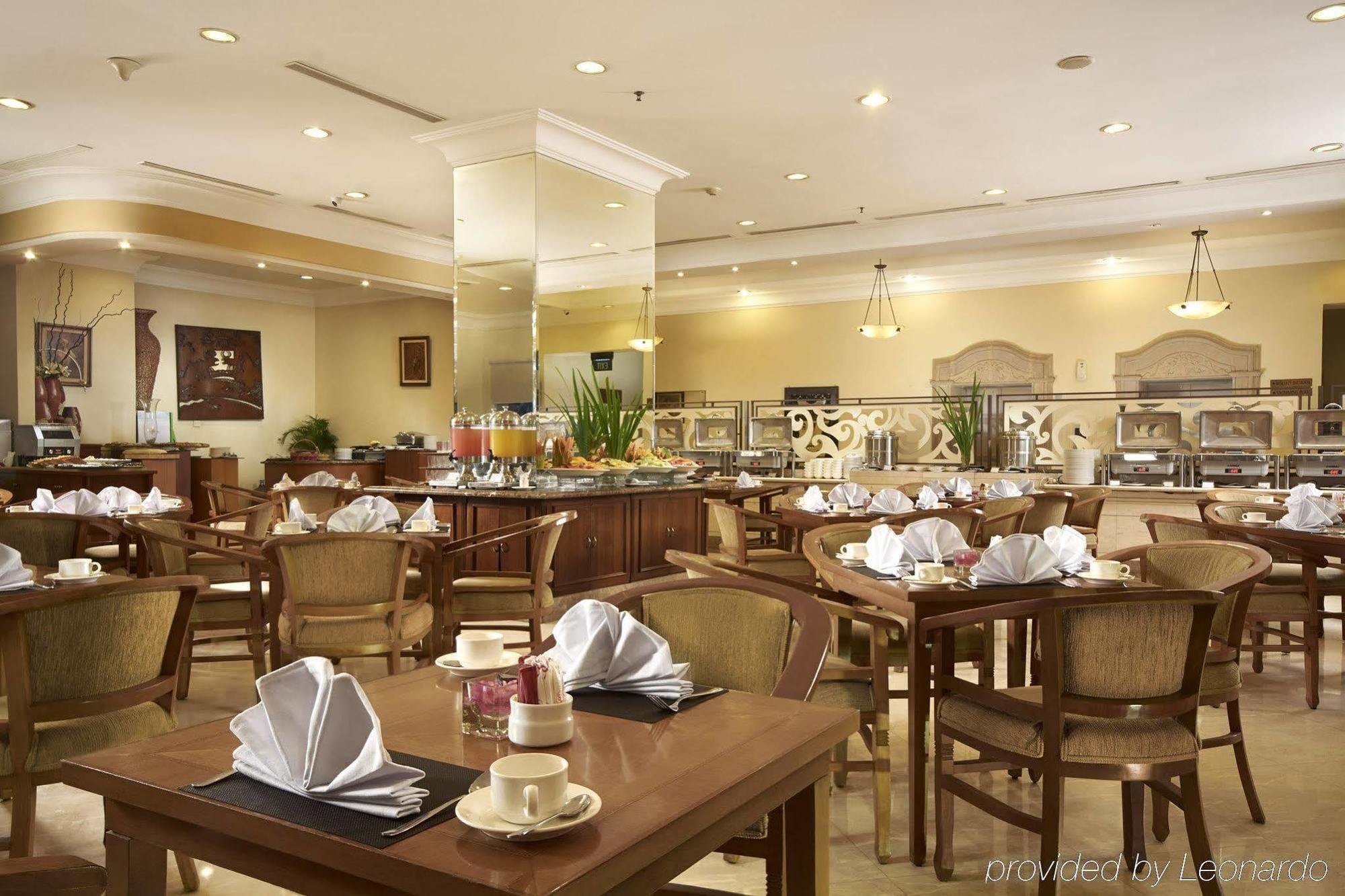 Singgasana Hotel Макасар Экстерьер фото